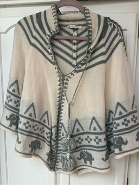 lovestitch Cream and Gray Woven Elephant Shawl Cardigan